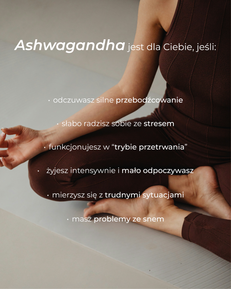 modelka-w-pozycji-kwiat-lotosu