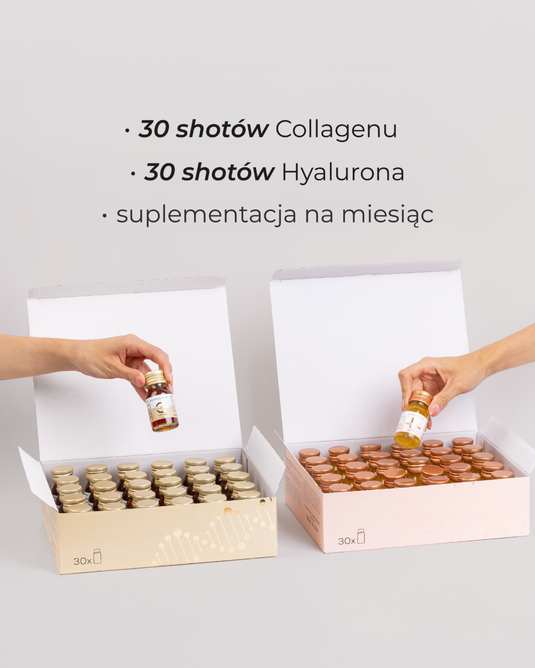Dwie dłonie wyciągają z opakowań buteleczki kolagenu do picia i kwasu hialuronowego do picia Primabiotic. Opis zestawu produktowego: 30 shotów collagenu, 30 shotów hyalurona, suplementacja na miesiąc. 