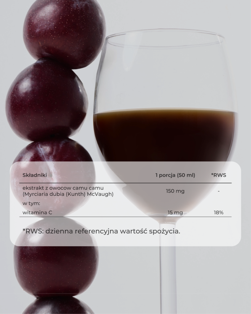 sliwki-obok-kieliszka